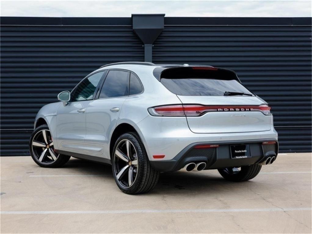 new 2025 Porsche Macan car