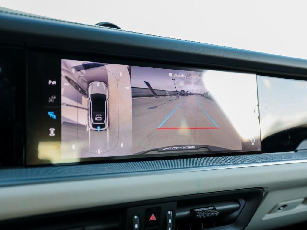 new 2026 Porsche Cayenne car