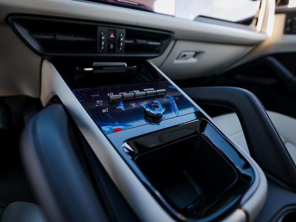 new 2026 Porsche Cayenne car