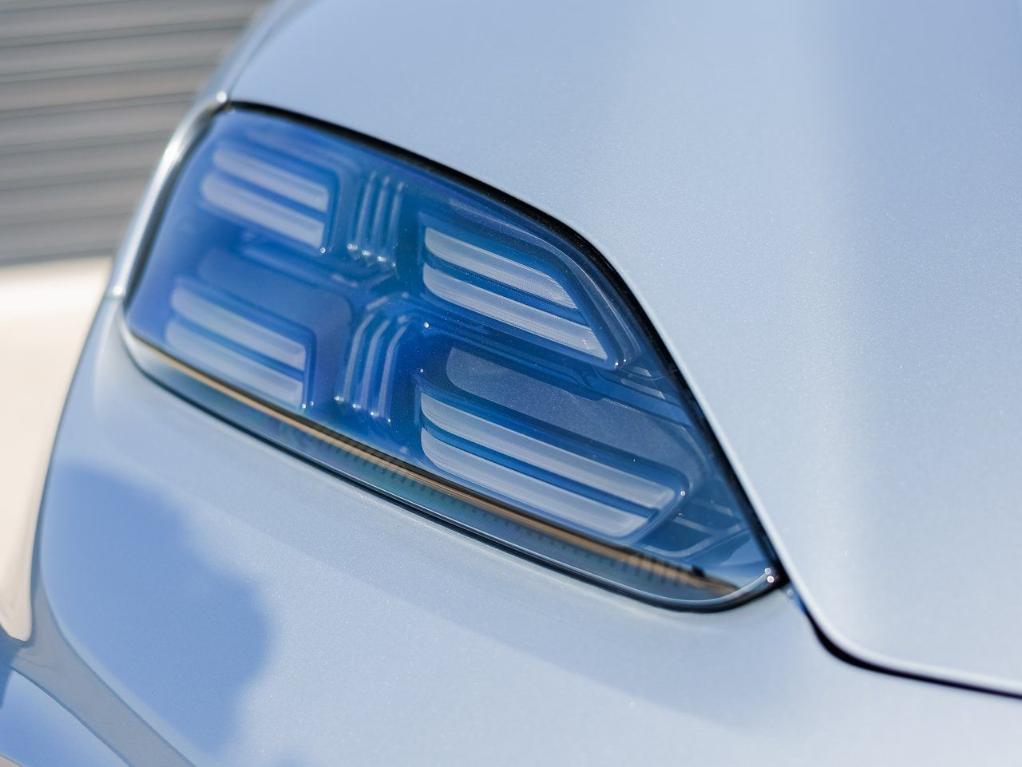 new 2025 Porsche Macan car