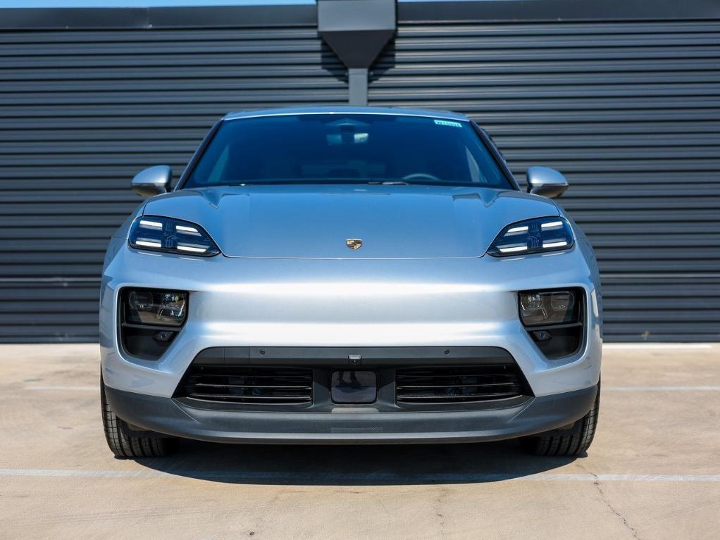new 2025 Porsche Macan car