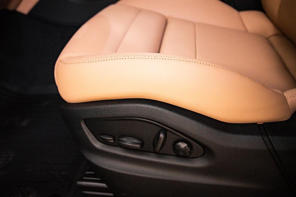 new 2026 Porsche Cayenne car