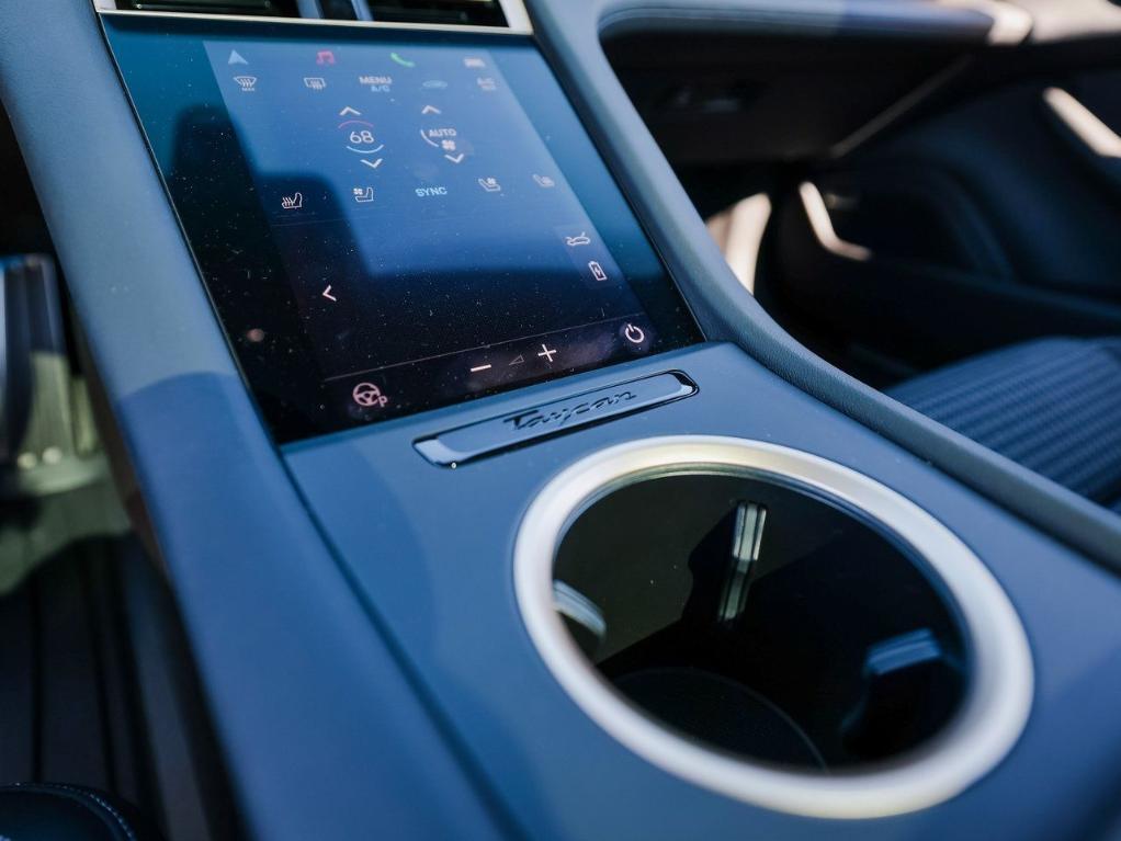 new 2025 Porsche Taycan car