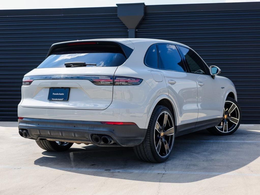 used 2022 Porsche Cayenne car, priced at $62,890