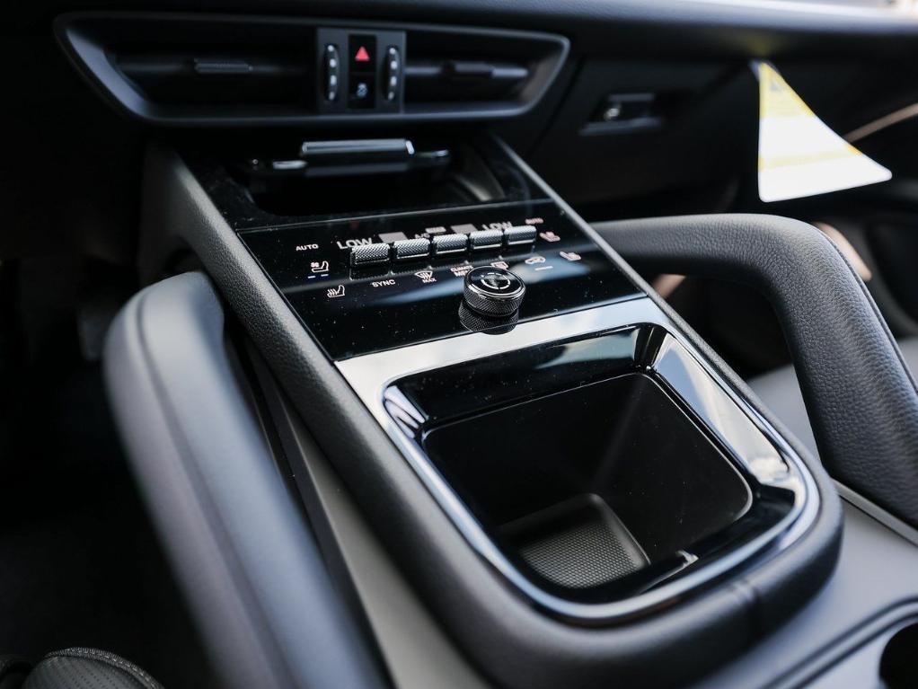 new 2026 Porsche Cayenne car