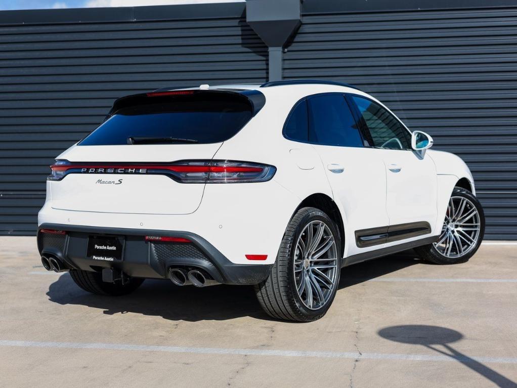 new 2025 Porsche Macan car