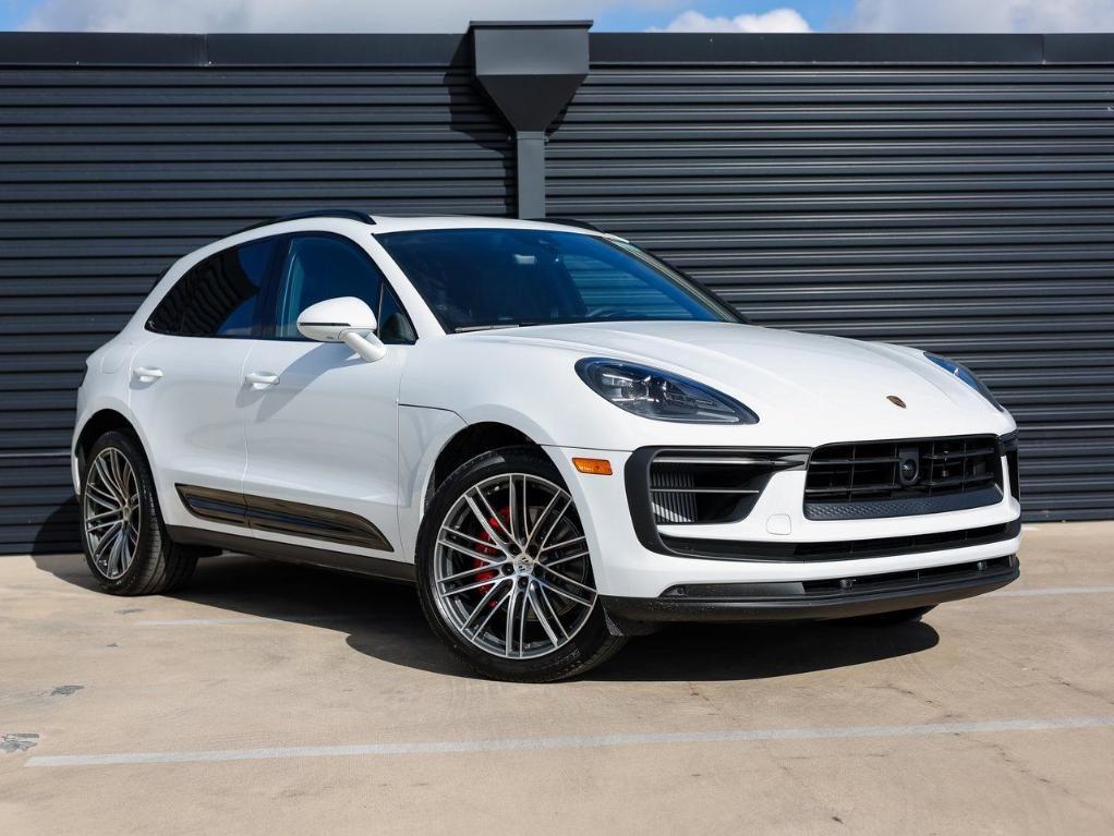 new 2025 Porsche Macan car