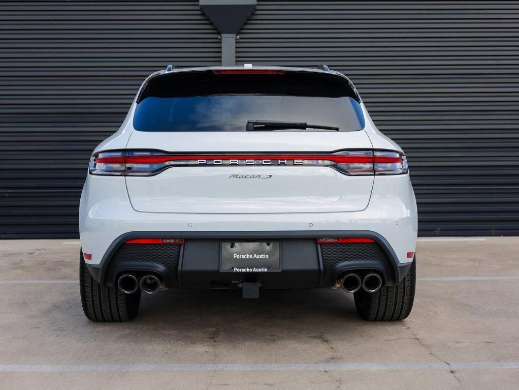 new 2025 Porsche Macan car