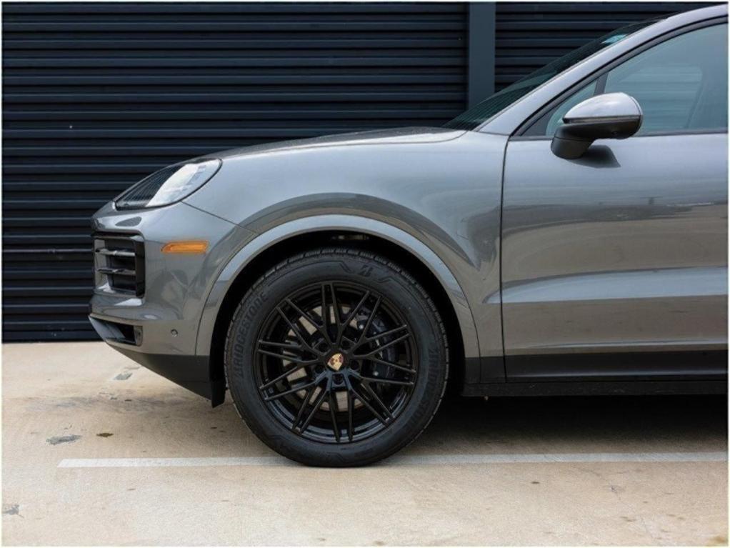 used 2025 Porsche Cayenne car, priced at $95,990