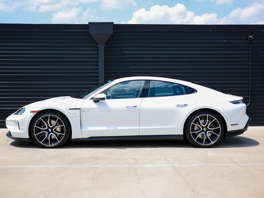 new 2026 Porsche Taycan car