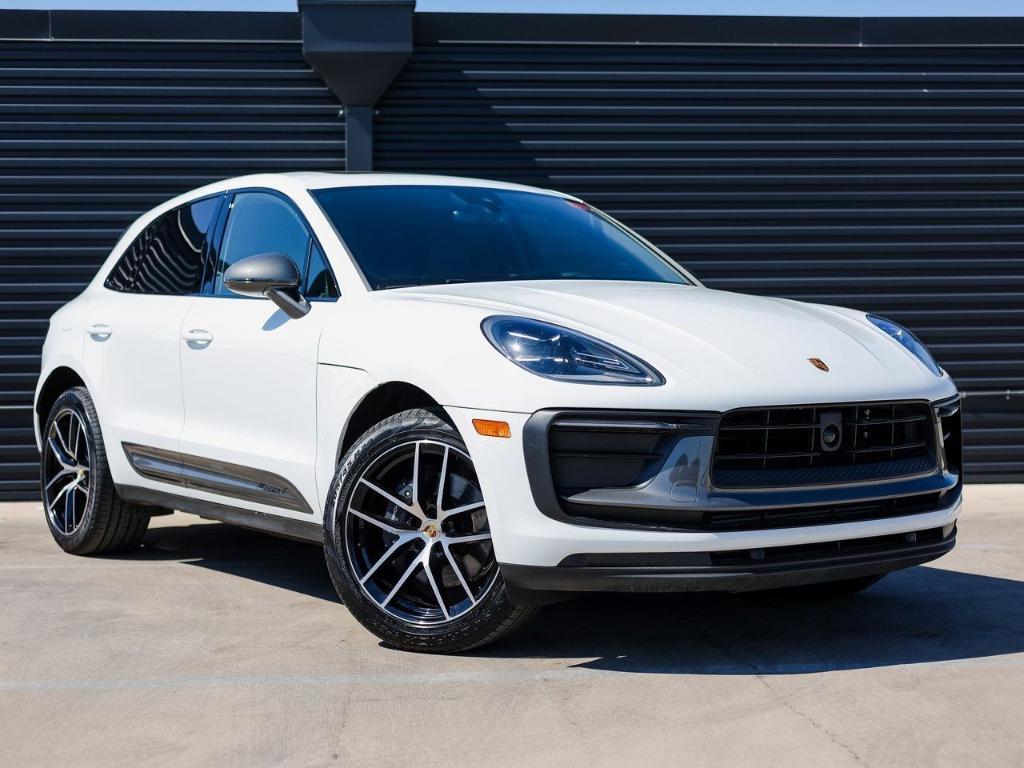 2025 White Porsche Macan
