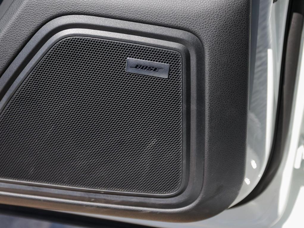 2025 White Porsche Macan