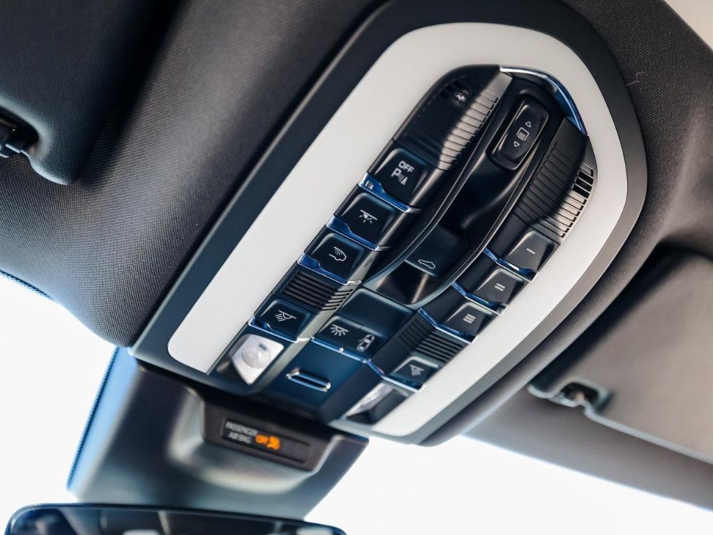 2025 White Porsche Macan