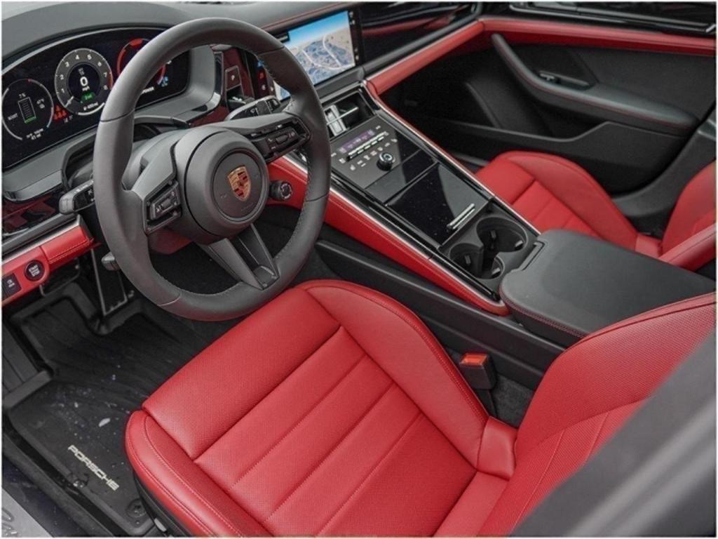 new 2025 Porsche Panamera car
