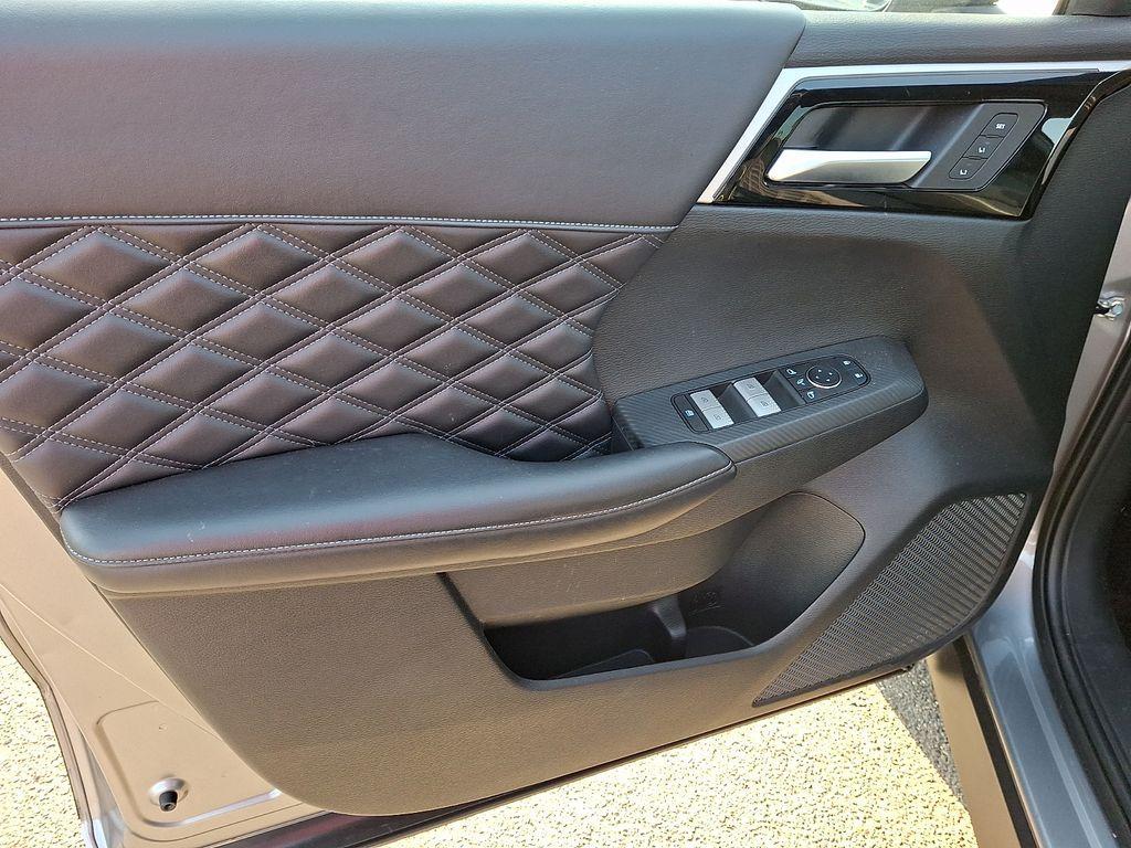 used 2022 Mitsubishi Outlander car, priced at $23,223