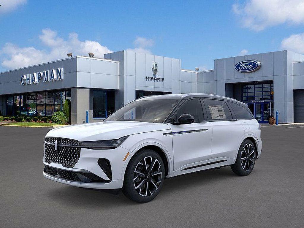 new 2026 Lincoln Nautilus car, priced at $75,560
