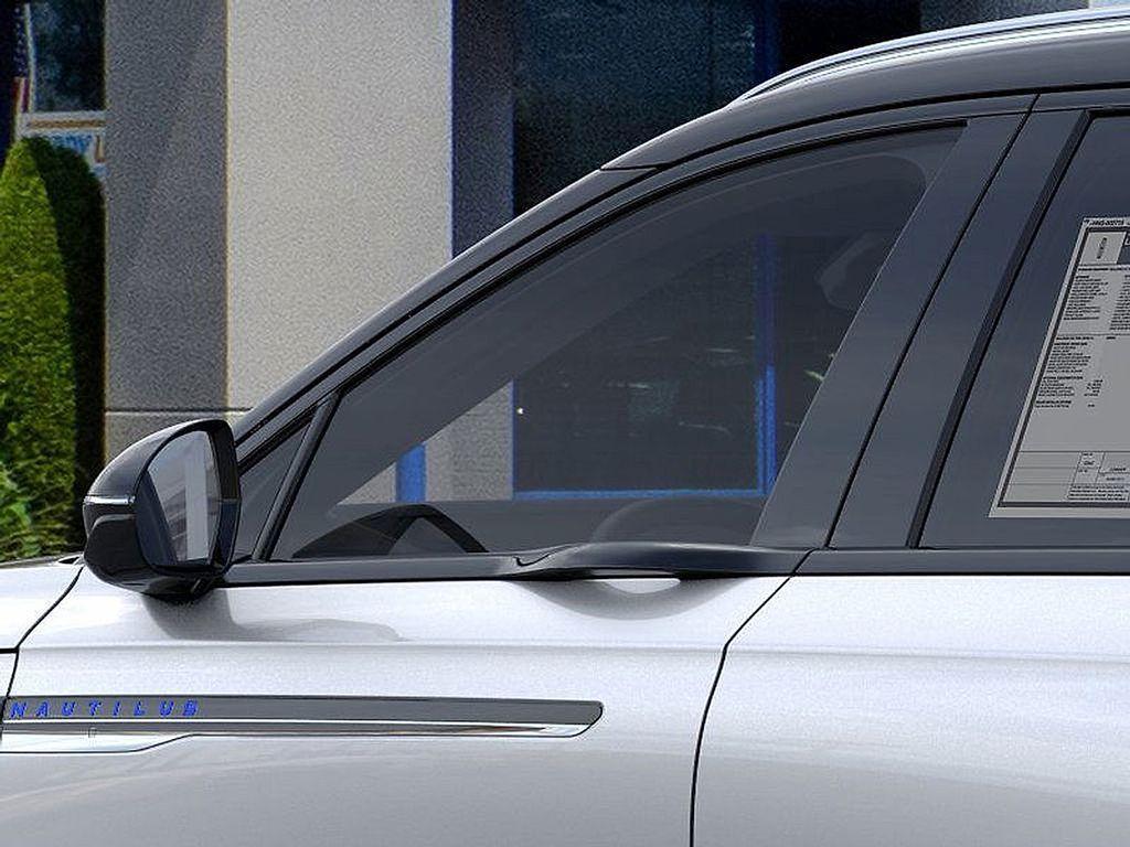 new 2026 Lincoln Nautilus car, priced at $68,505