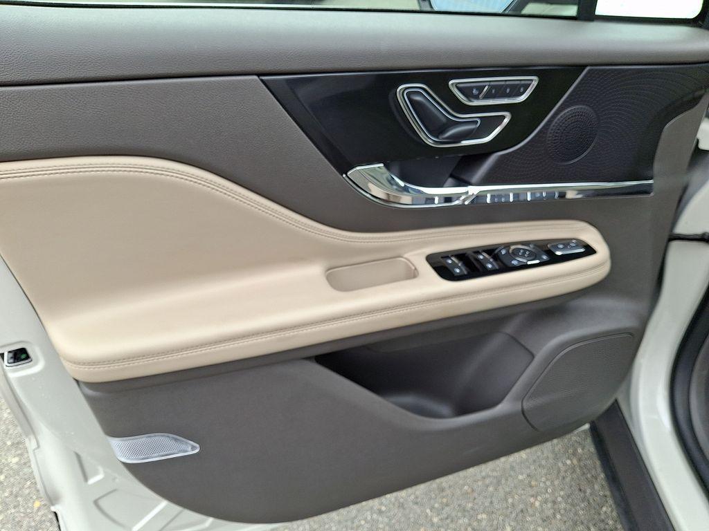 used 2023 Lincoln Corsair car, priced at $34,980