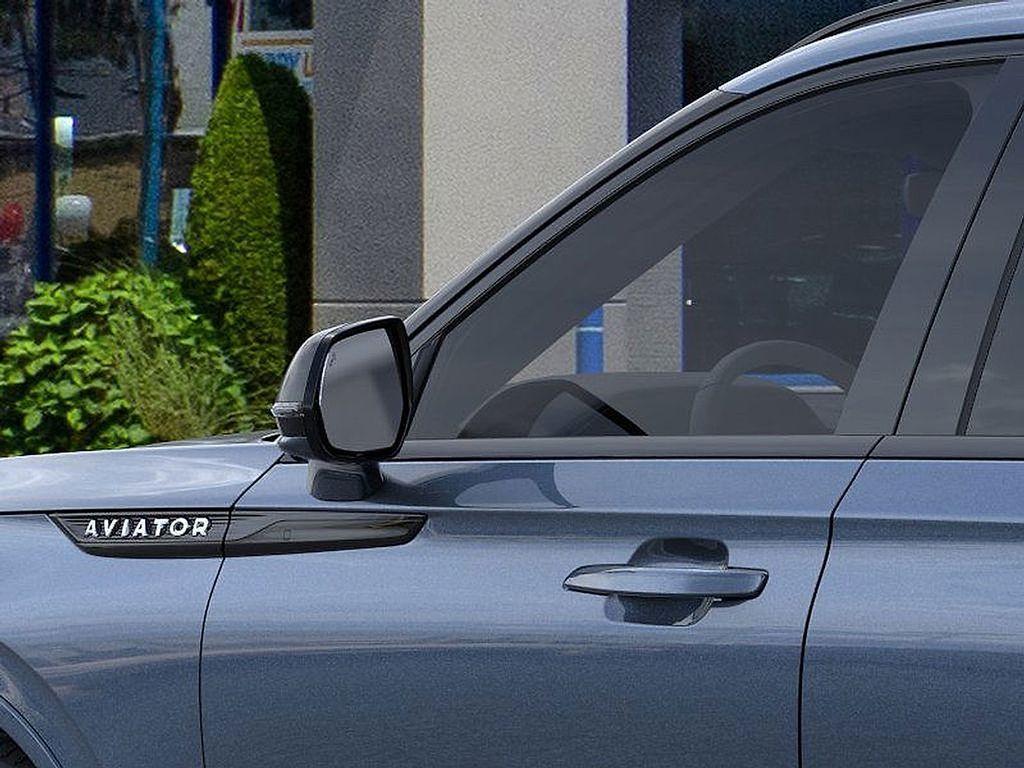 new 2026 Lincoln Aviator car, priced at $63,885