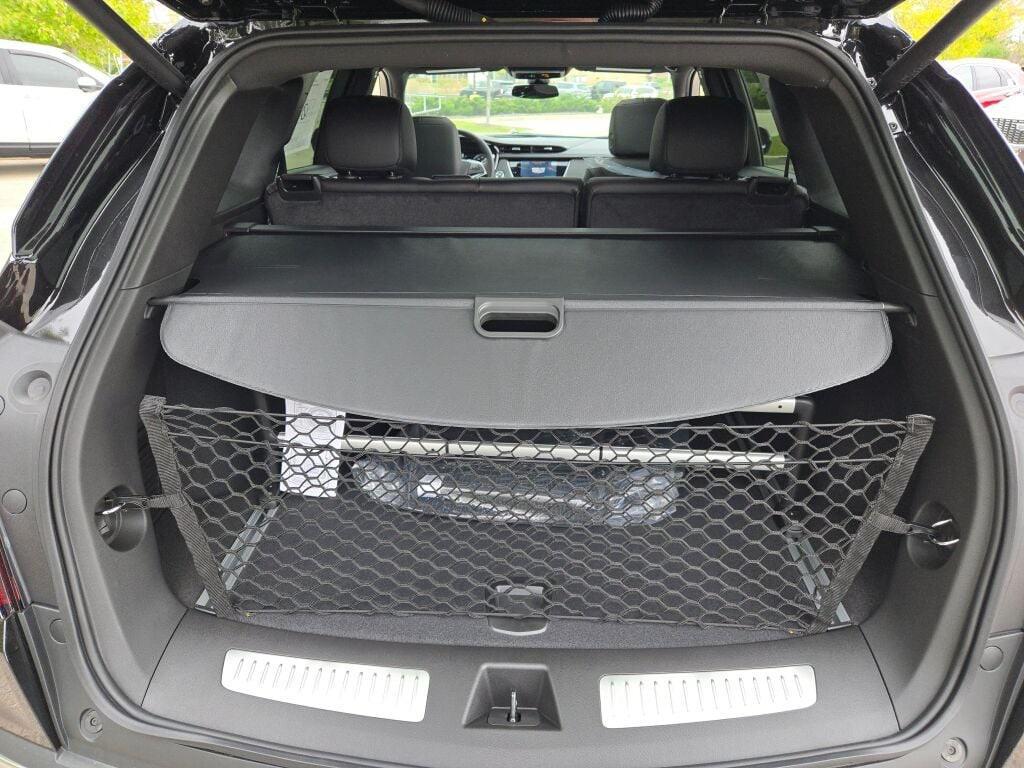 new 2025 Cadillac XT5 car, priced at $56,710