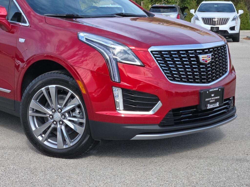 new 2025 Cadillac XT5 car, priced at $52,315