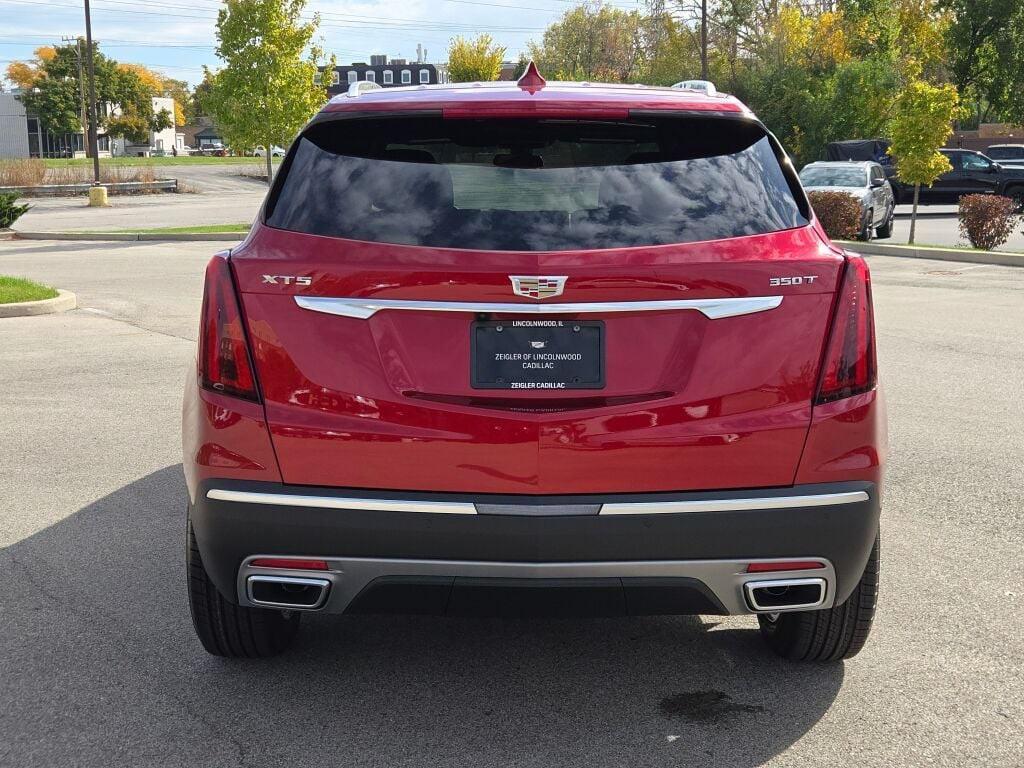 new 2025 Cadillac XT5 car, priced at $52,315