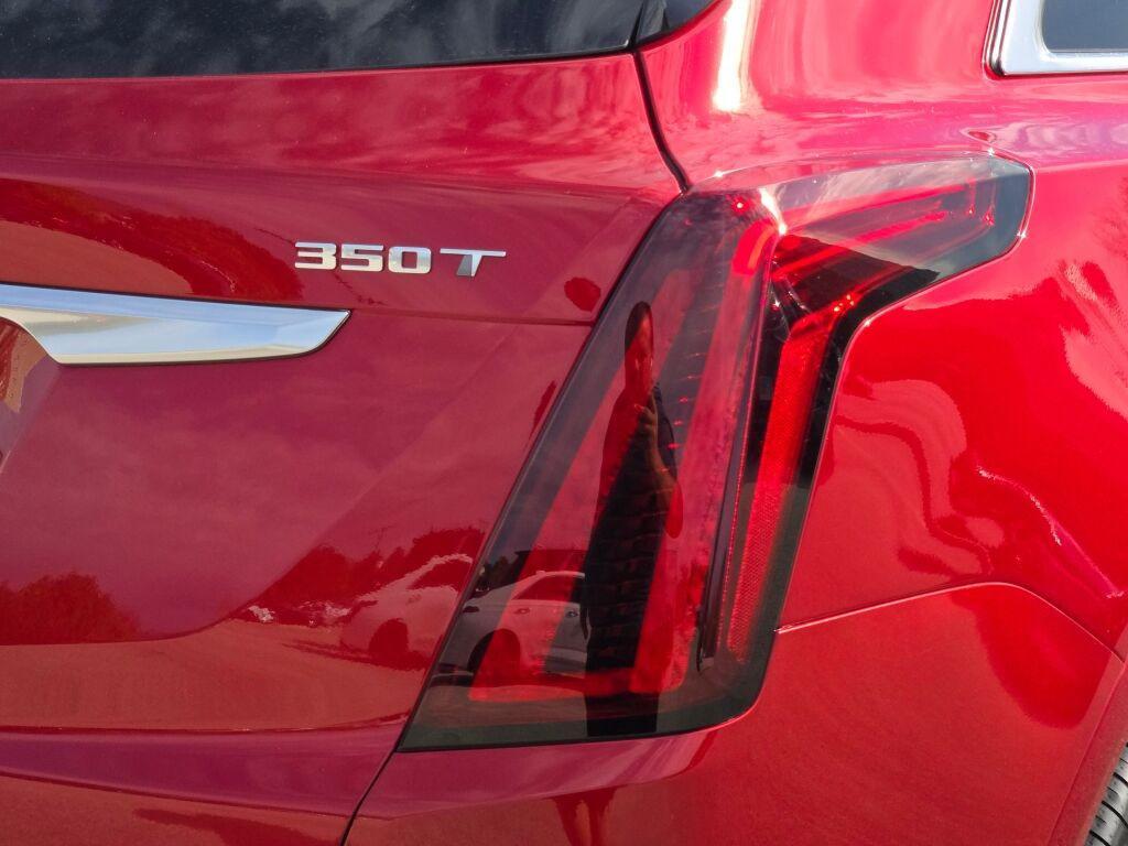 new 2025 Cadillac XT5 car, priced at $52,315