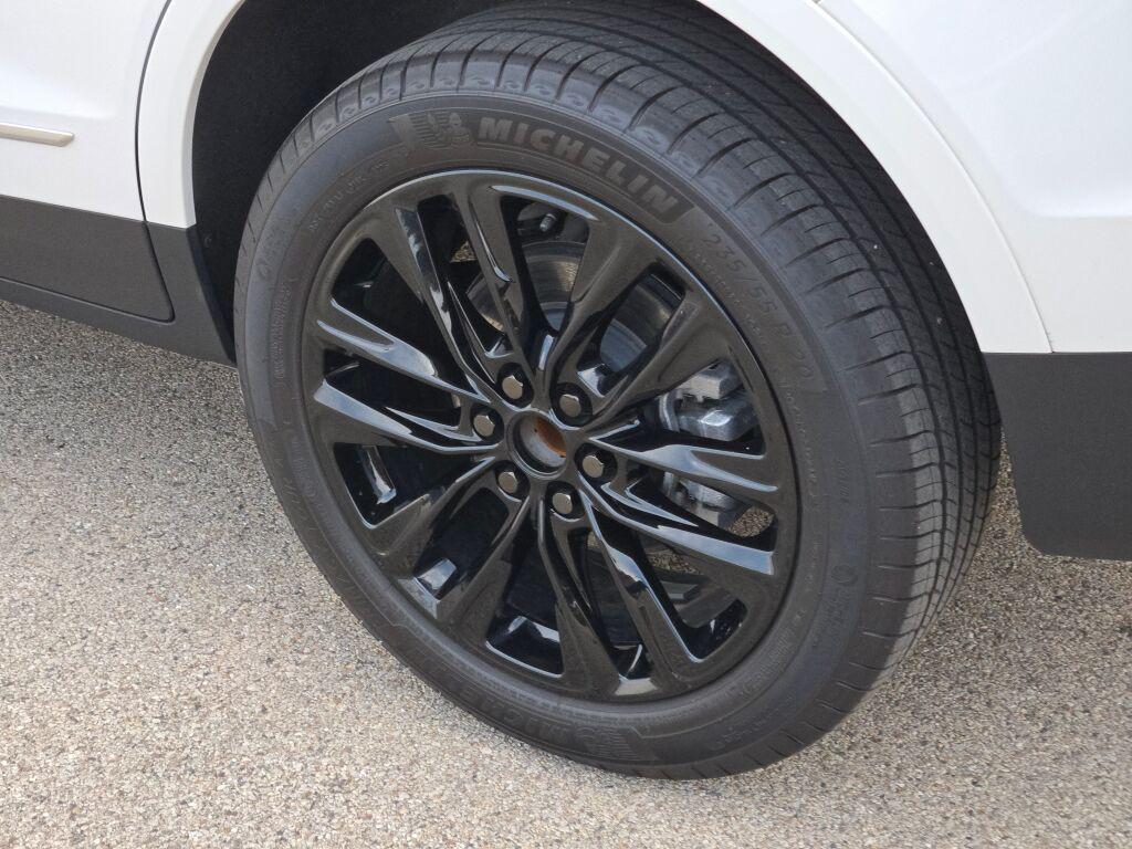 new 2025 Cadillac XT5 car, priced at $47,797