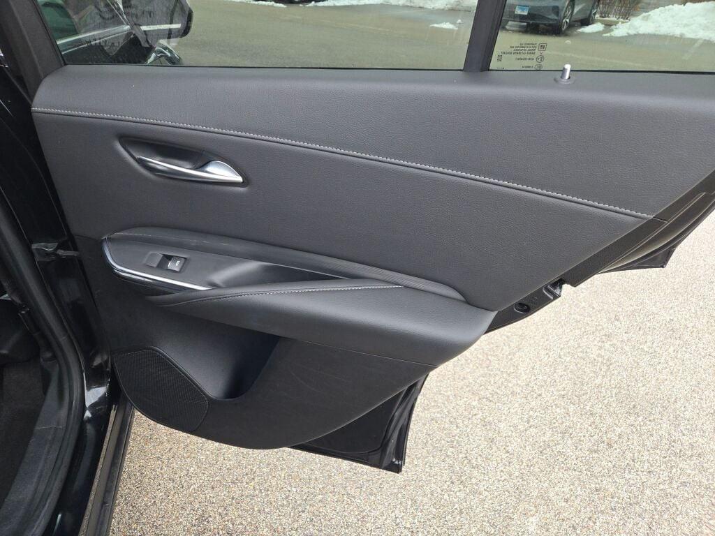 used 2024 Cadillac XT4 car, priced at $28,999