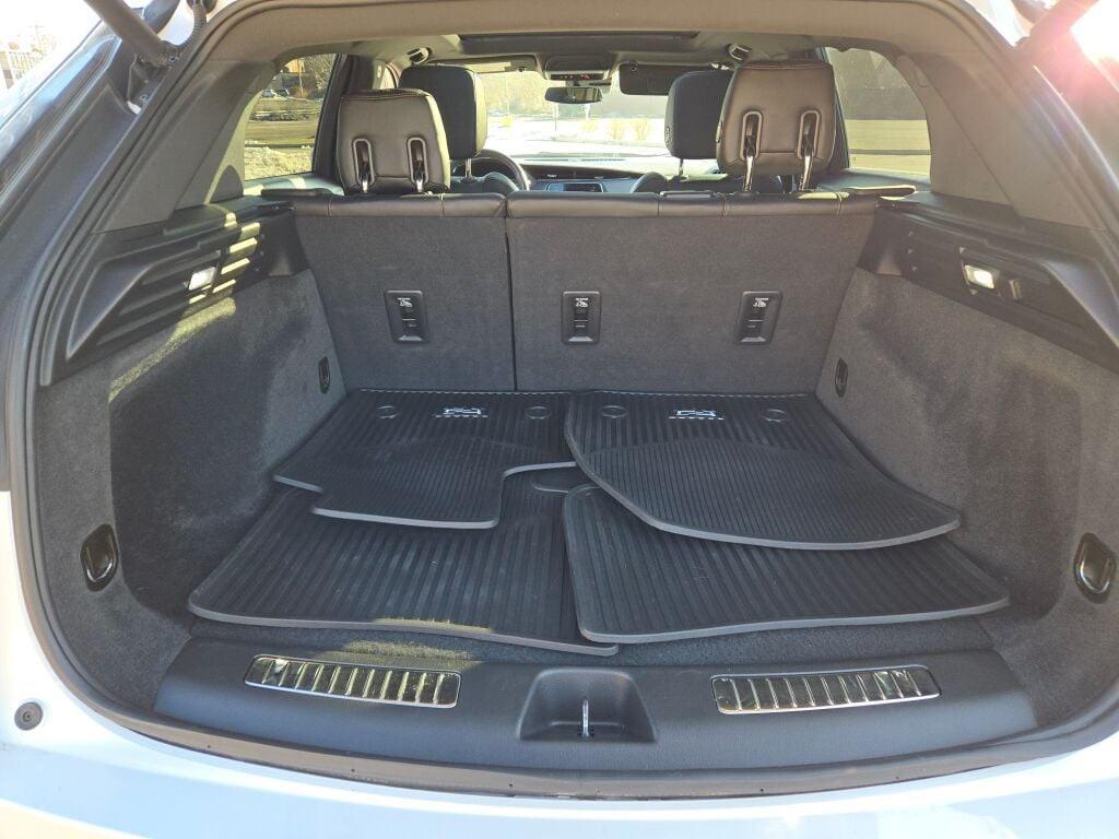 used 2020 Cadillac XT4 car, priced at $17,899