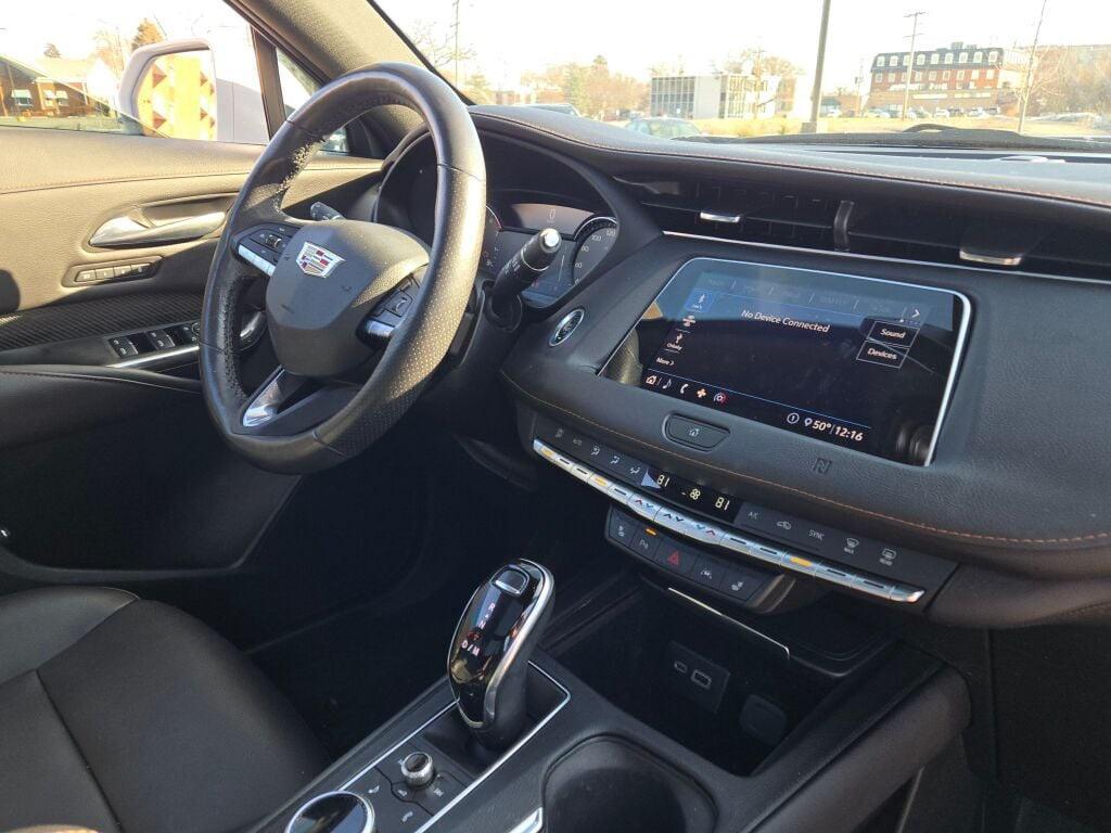 used 2020 Cadillac XT4 car, priced at $17,899