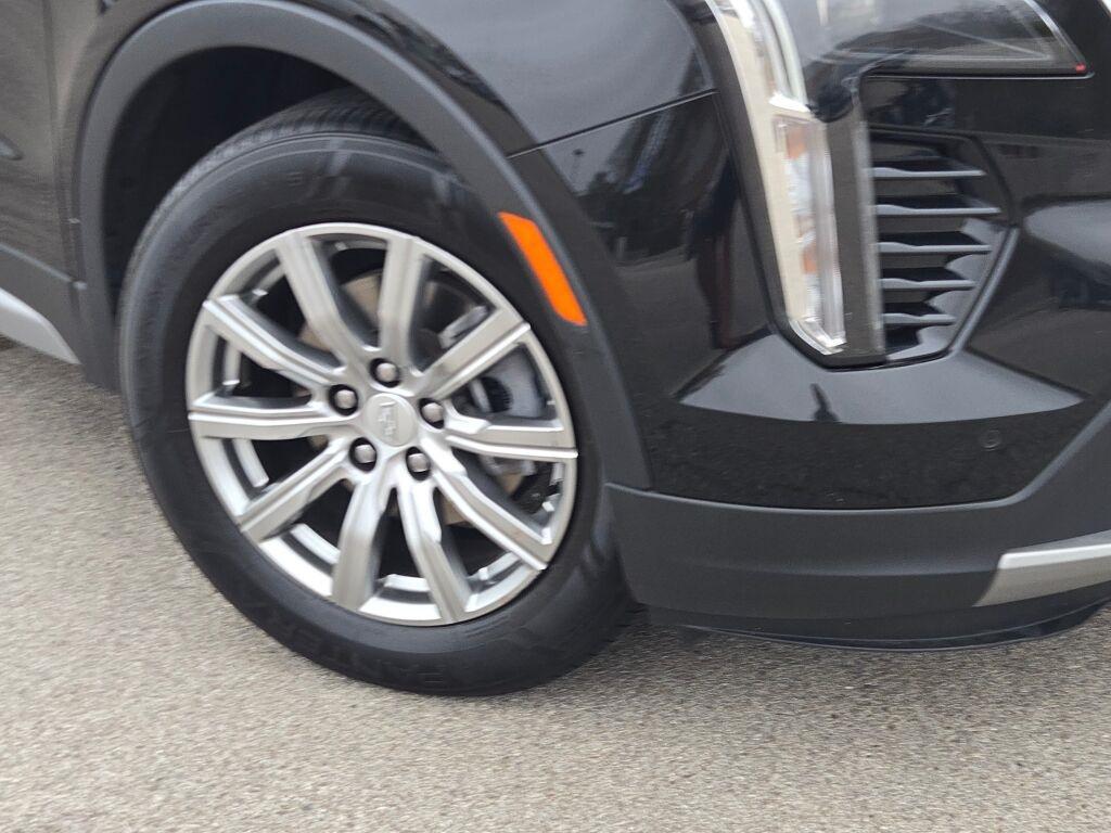 used 2023 Cadillac XT4 car, priced at $22,999
