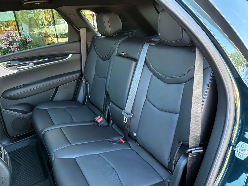 new 2026 Cadillac XT5 car, priced at $60,357