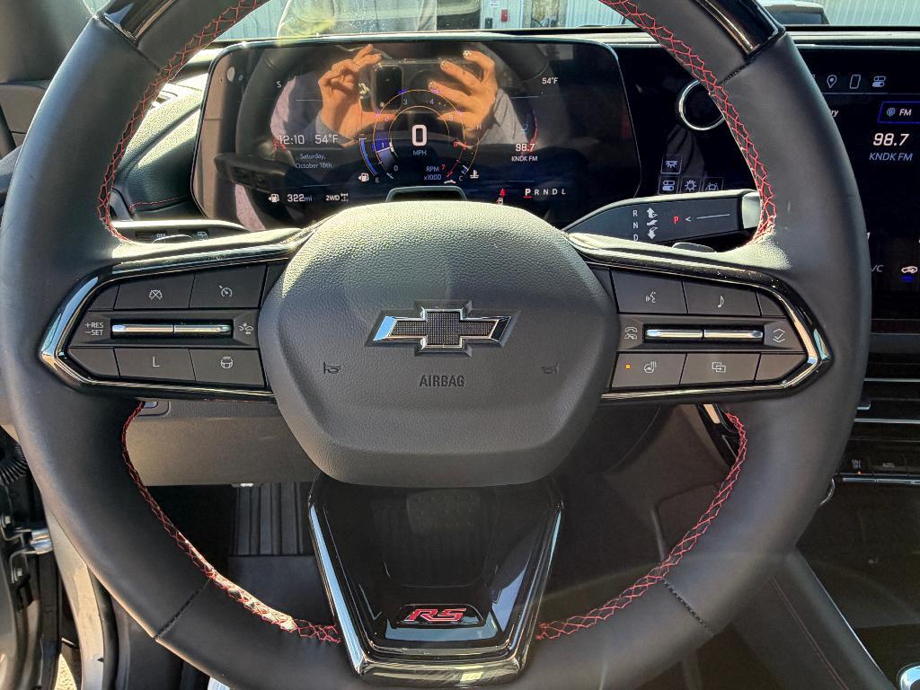 used 2024 Chevrolet Traverse car, priced at $54,900