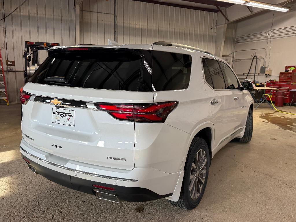 used 2022 Chevrolet Traverse car, priced at $35,900