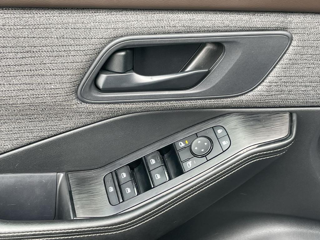 used 2022 Nissan Rogue car, priced at $21,466