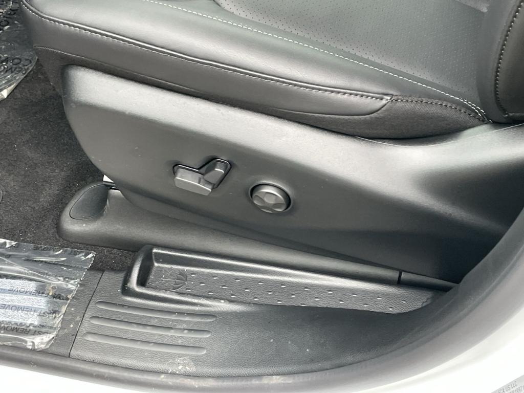 new 2026 Chrysler Pacifica car, priced at $48,178