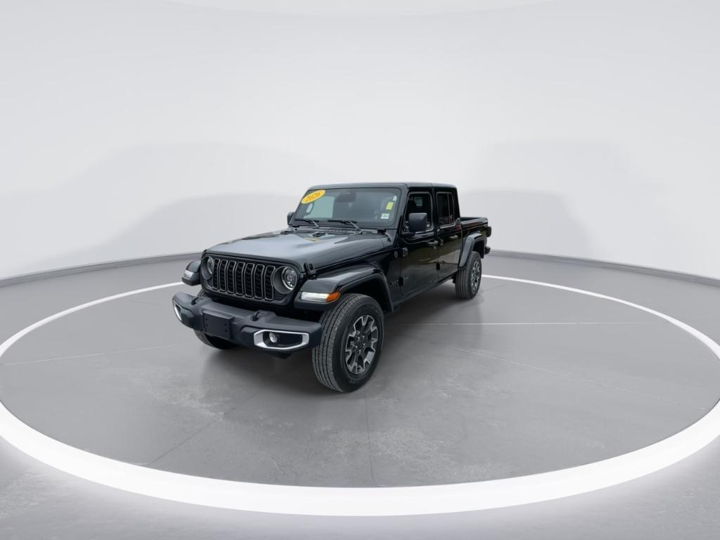 used 2026 Jeep Gladiator car, priced at $43,197