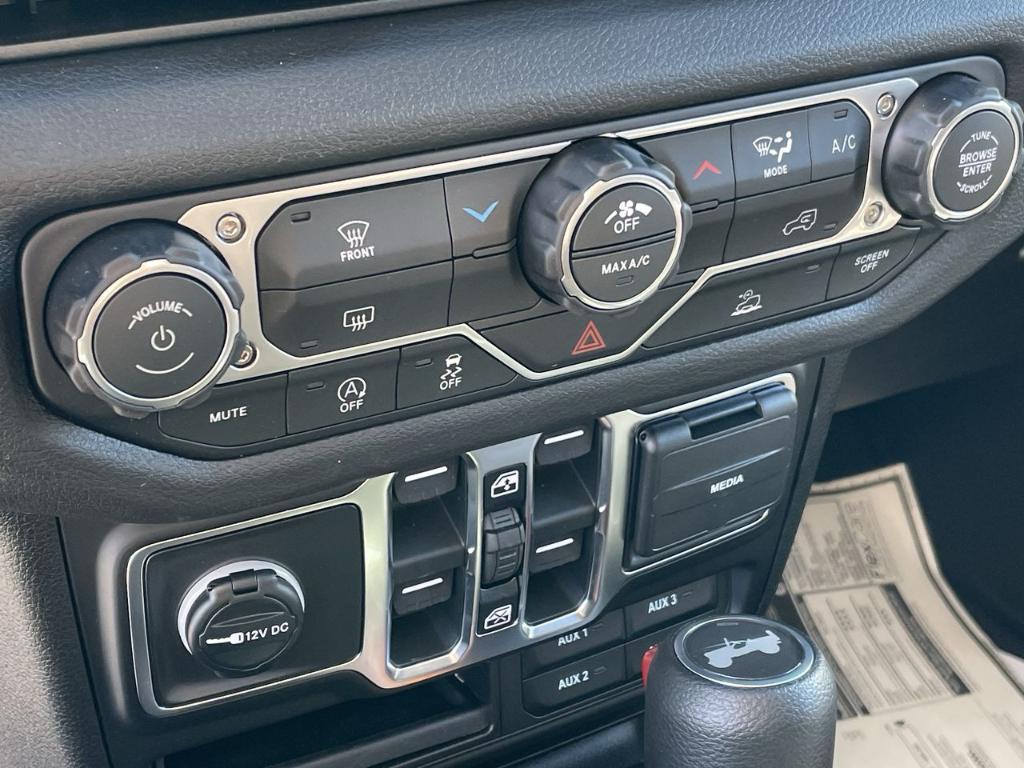 new 2026 Jeep Wrangler car, priced at $45,045