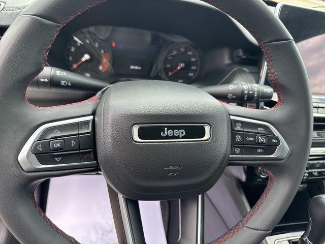 used 2025 Jeep Compass car, priced at $27,900
