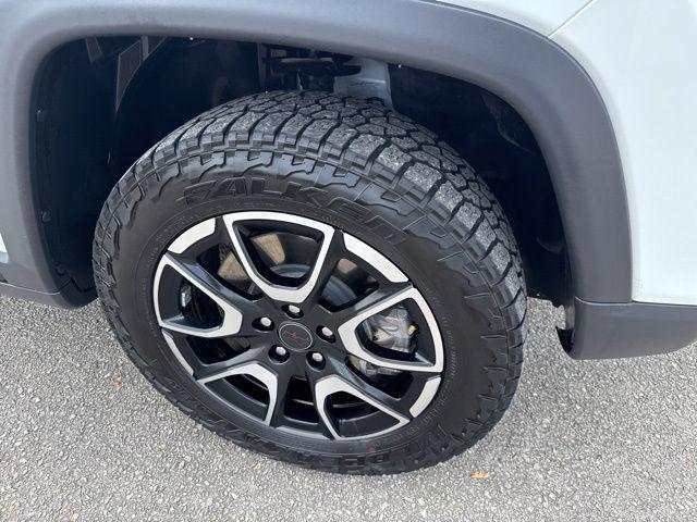 used 2025 Jeep Compass car, priced at $27,900