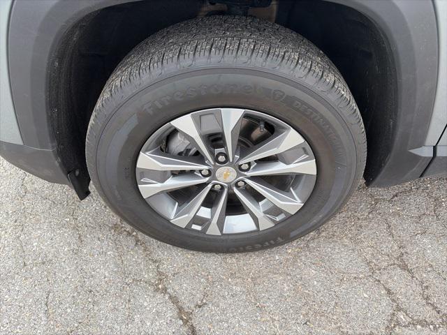 used 2025 Chevrolet Equinox car, priced at $26,900