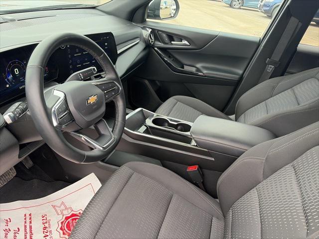 used 2025 Chevrolet Equinox car, priced at $26,900