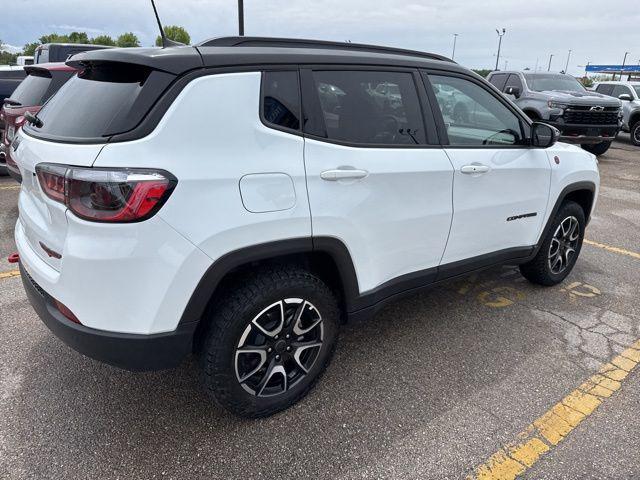 used 2025 Jeep Compass car, priced at $28,900
