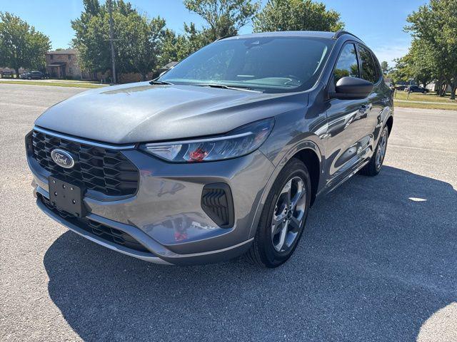 used 2024 Ford Escape car, priced at $25,125