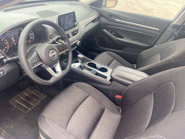 used 2023 Nissan Altima car, priced at $21,900