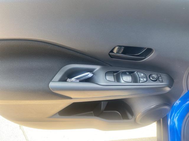 new 2025 Nissan Kicks car, priced at $22,622