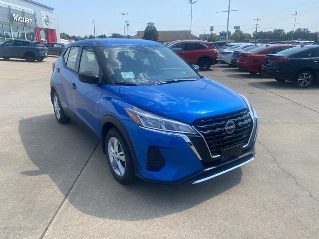 new 2025 Nissan Kicks car, priced at $22,622