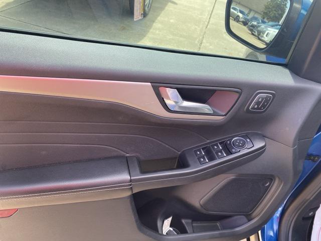 used 2022 Ford Escape car, priced at $24,900