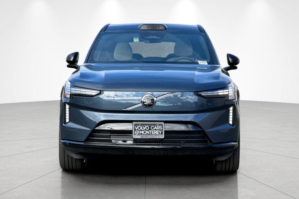 new 2025 Volvo EX90 car, priced at $90,860